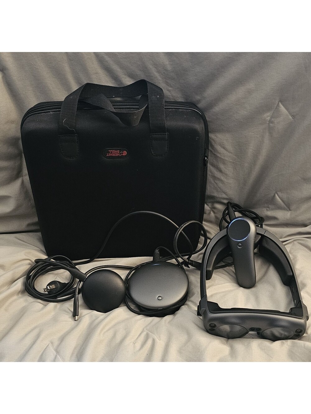 Magic Leap One Creator Edition M9001 Complete. Tested. Not Connecting to server